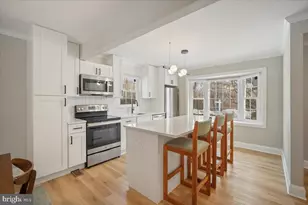 1717 Redgate Farms Ct, Rockville, MD 20850 - Photo 3