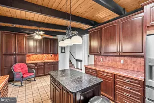 900 Azalea Dr, Rockville, MD 20850 - Photo 15