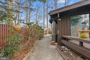 900 Azalea Dr, Rockville, MD 20850 - Photo 39