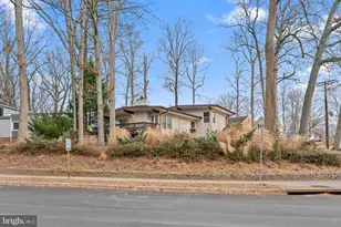 900 Azalea Dr, Rockville, MD 20850 - Photo 43