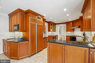 7117 Darby Rd, Bethesda, MD 20817 - Photo 11