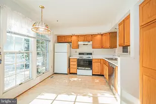 4302 Regalwood Terrace, Burtonsville, MD 20866 - Photo 9