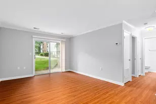 18334 Streamside Dr, Gaithersburg, MD 20879 - Photo 3