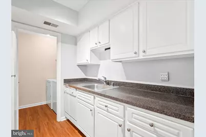 18334 Streamside Drive #101, Gaithersburg, MD 20879 - Photo 11