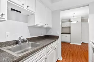 18334 Streamside Dr, Gaithersburg, MD 20879 - Photo 13