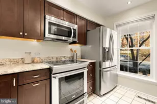 2038 Derby Ridge Ln, Silver Spring, MD 20910 - Photo 5