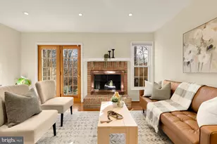 2038 Derby Ridge Ln, Silver Spring, MD 20910 - Photo 9