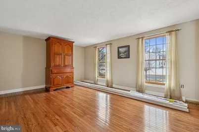 17105 Barnstable Drive, Rockville, MD 20855 - Photo 3