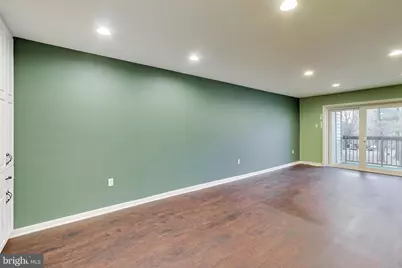 7420 Lakeview Drive #W205, Bethesda, MD 20817 - Photo 9