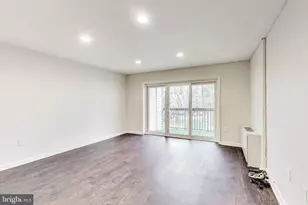 7420 Lakeview Dr, Bethesda, MD 20817 - Photo 11