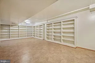 7413 Tupelo Dr, Rockville, MD 20855 - Photo 31