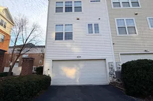 903 Crestfield Dr, Rockville, MD 20850 - Photo 29