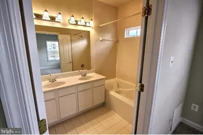 903 Crestfield Drive, Rockville, MD 20850 - Photo 21