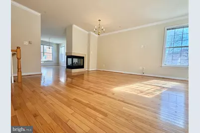 903 Crestfield Drive, Rockville, MD 20850 - Photo 7