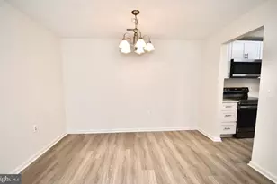 12901 Churchill Ridge Cir, Germantown, MD 20874 - Photo 11