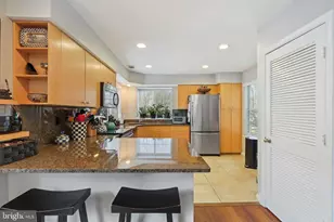 5916 Barbados Pl, North Bethesda, MD 20852 - Photo 3