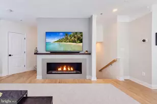 1023 Gaither Rd, Rockville, MD 20850 - Photo 3