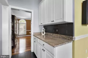 10217 Lakestone Pl, Rockville, MD 20850 - Photo 19