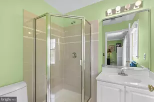 10217 Lakestone Pl, Rockville, MD 20850 - Photo 35
