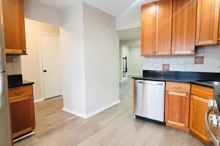 128 Bent Twig Ln, Gaithersburg, MD 20878 - Photo 5