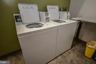 4242 East-West Hwy, Chevy Chase, MD 20815 - Photo 27