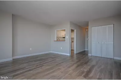 4242 East West Highway #911, Chevy Chase, MD 20815 - Photo 7