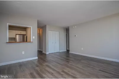 4242 East West Highway #911, Chevy Chase, MD 20815 - Photo 5