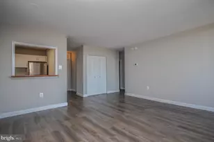 4242 East-West Hwy, Chevy Chase, MD 20815 - Photo 5