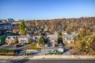 4242 East-West Hwy, Chevy Chase, MD 20815 - Photo 25