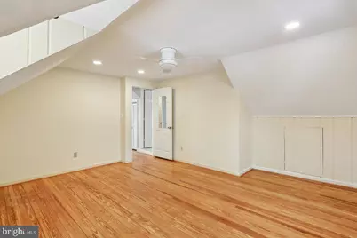 1004 Debeck Drive, Rockville, MD 20851 - Photo 19