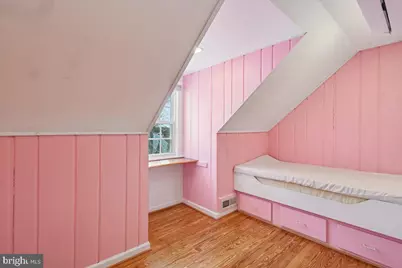 1004 Debeck Drive, Rockville, MD 20851 - Photo 25