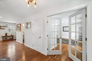 4913 Bluebonnet Ct, Rockville, MD 20853 - Photo 11