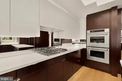 5630 Wisconsin Avenue #805, Chevy Chase, MD 20815 - Photo 15