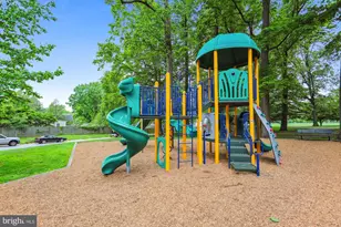 4626 Woodfield Rd, Bethesda, MD 20814 - Photo 103