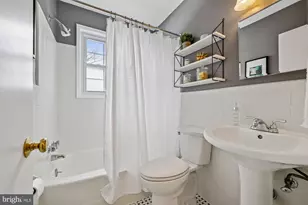 4626 Woodfield Rd, Bethesda, MD 20814 - Photo 27