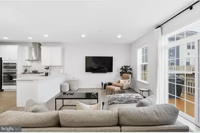 10237 Travilah Grove Circle, Rockville, MD 20850 - Photo 9