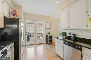 220 Thaxton St, Gaithersburg, MD 20878 - Photo 15