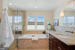 220 Thaxton St, Gaithersburg, MD 20878 - Photo 19