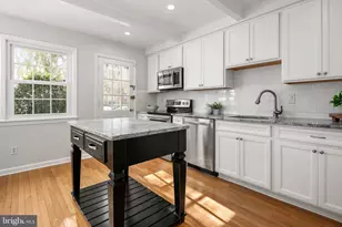 7002 Old Cabin Ln, Rockville, MD 20852 - Photo 15