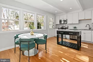 7002 Old Cabin Ln, Rockville, MD 20852 - Photo 11