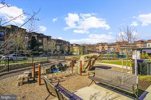 3510 Bellflower Ln, Rockville, MD 20852 - Photo 45