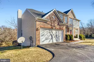 22801 Timber Creek Ln, Clarksburg, MD 20871 - Photo 3