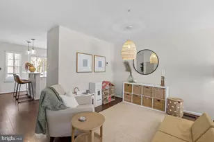 18500 Clovercrest Cir, Olney, MD 20832 - Photo 9