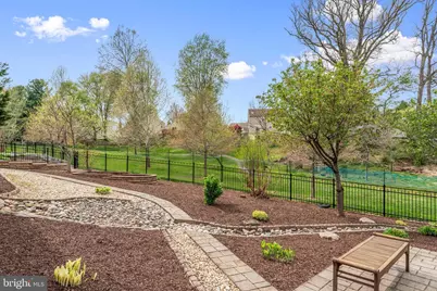 7425 Mahaska Drive, Derwood, MD 20855 - Photo 47