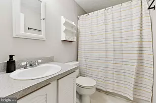 10840 Sir Barton Cir, Damascus, MD 20872 - Photo 29