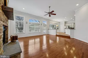 304 Summer Garden Way, Rockville, MD 20850 - Photo 15