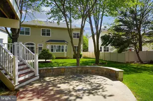 304 Summer Garden Way, Rockville, MD 20850 - Photo 5