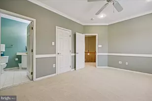 304 Summer Garden Way, Rockville, MD 20850 - Photo 35