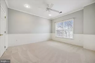 304 Summer Garden Way, Rockville, MD 20850 - Photo 37