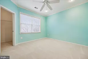 304 Summer Garden Way, Rockville, MD 20850 - Photo 41